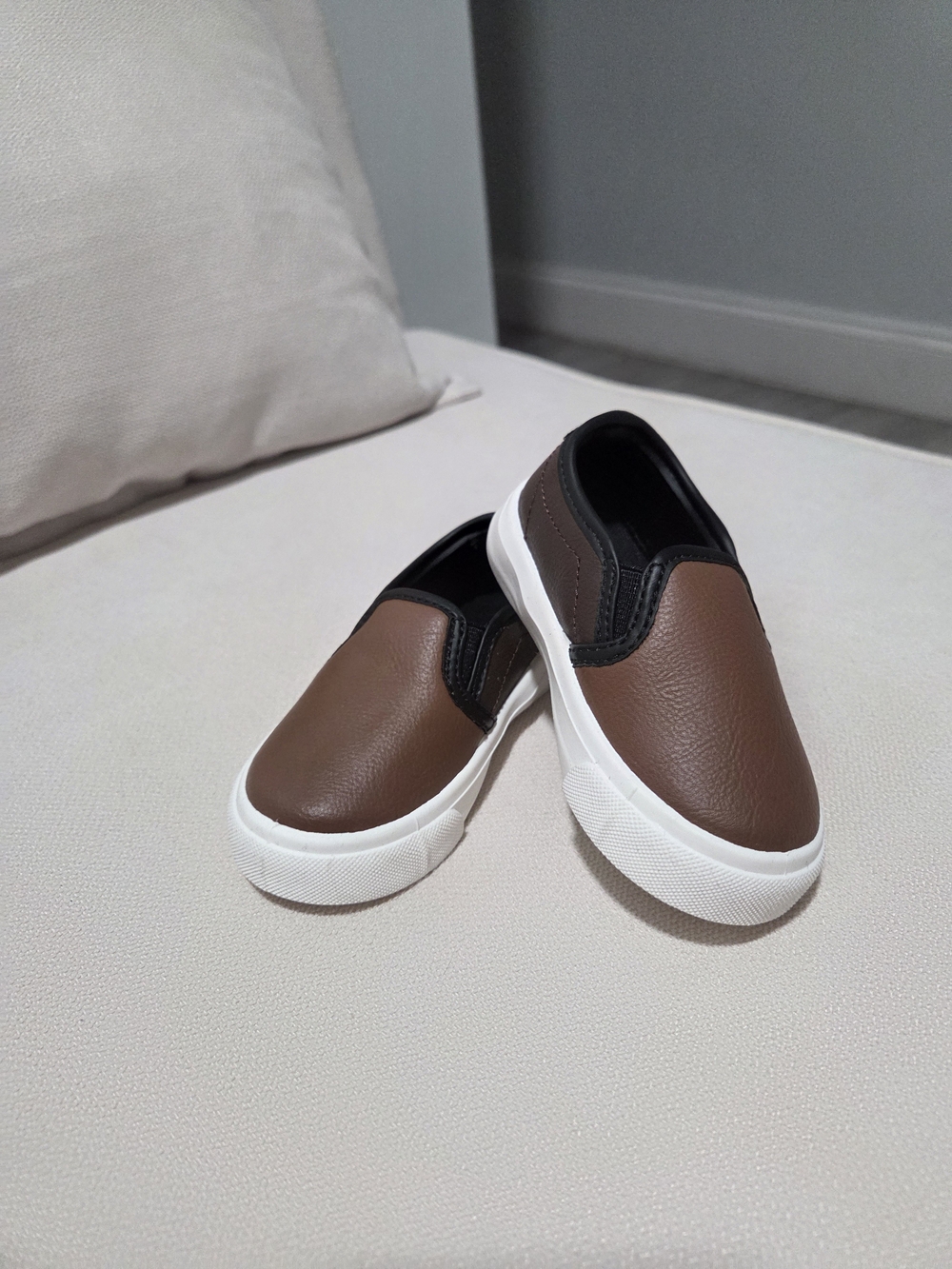 NWOT CARTERS Brown Slip-On Sneakers with White Sole 5c